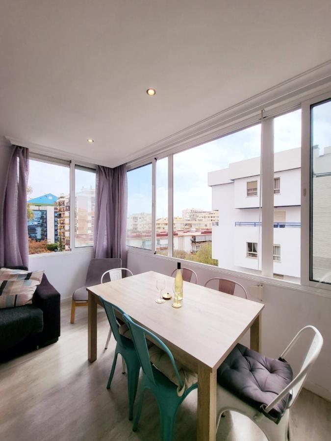 Apartemen Stylish 3 Bedroom Penthouse In Centre With Large Pool Close To The *